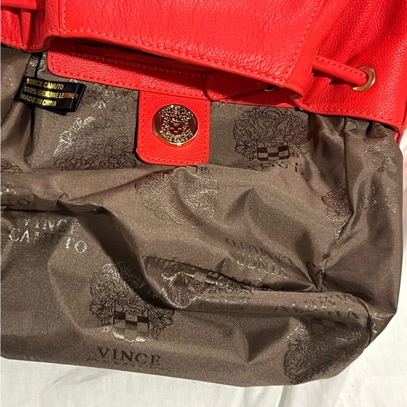 Vince Camuto neon red-orange bucket bag! This bag is In great condition,like new - Picture 9 of 16